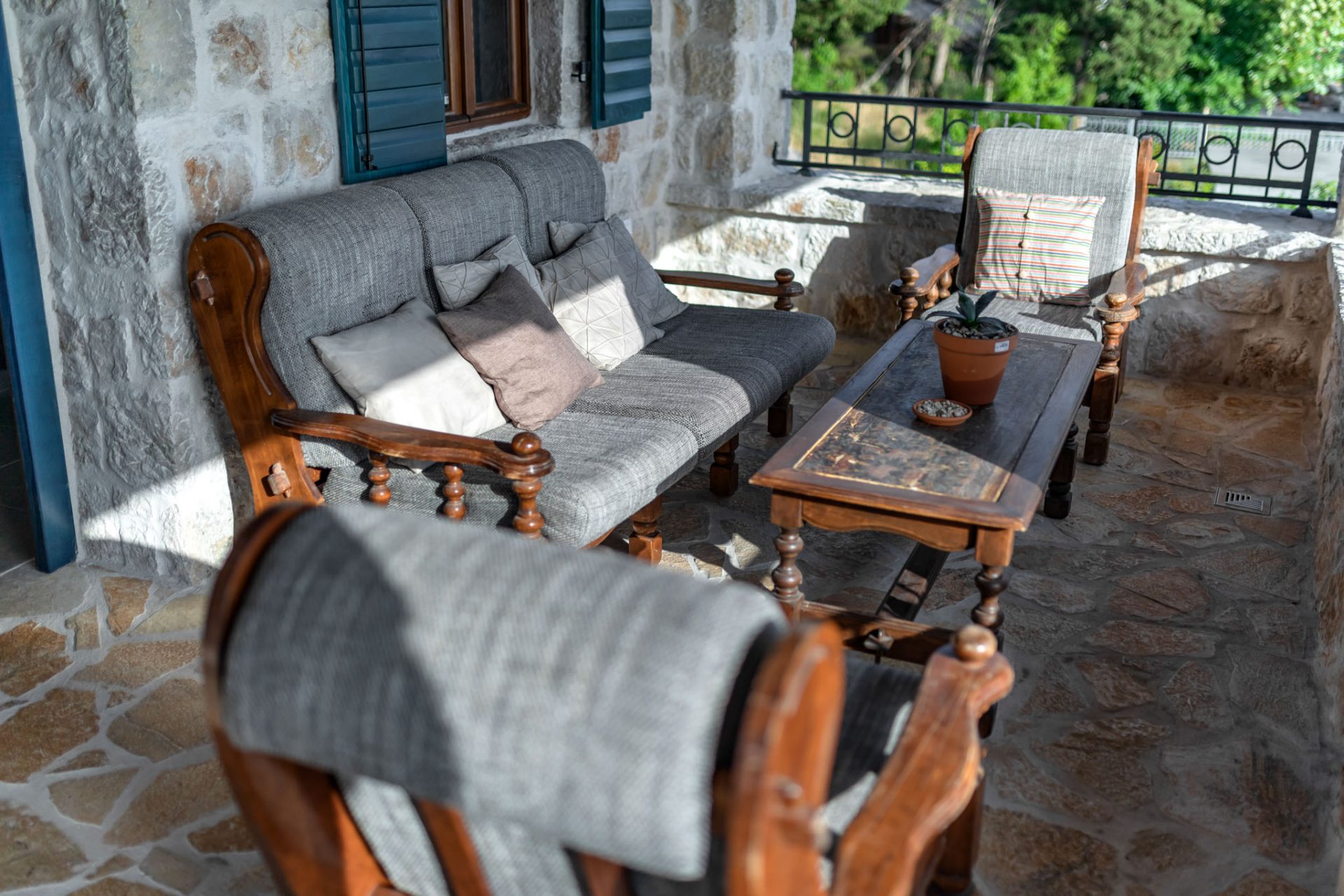 2022.talici-hill-montenegro-holiday-home-villa-rental-22