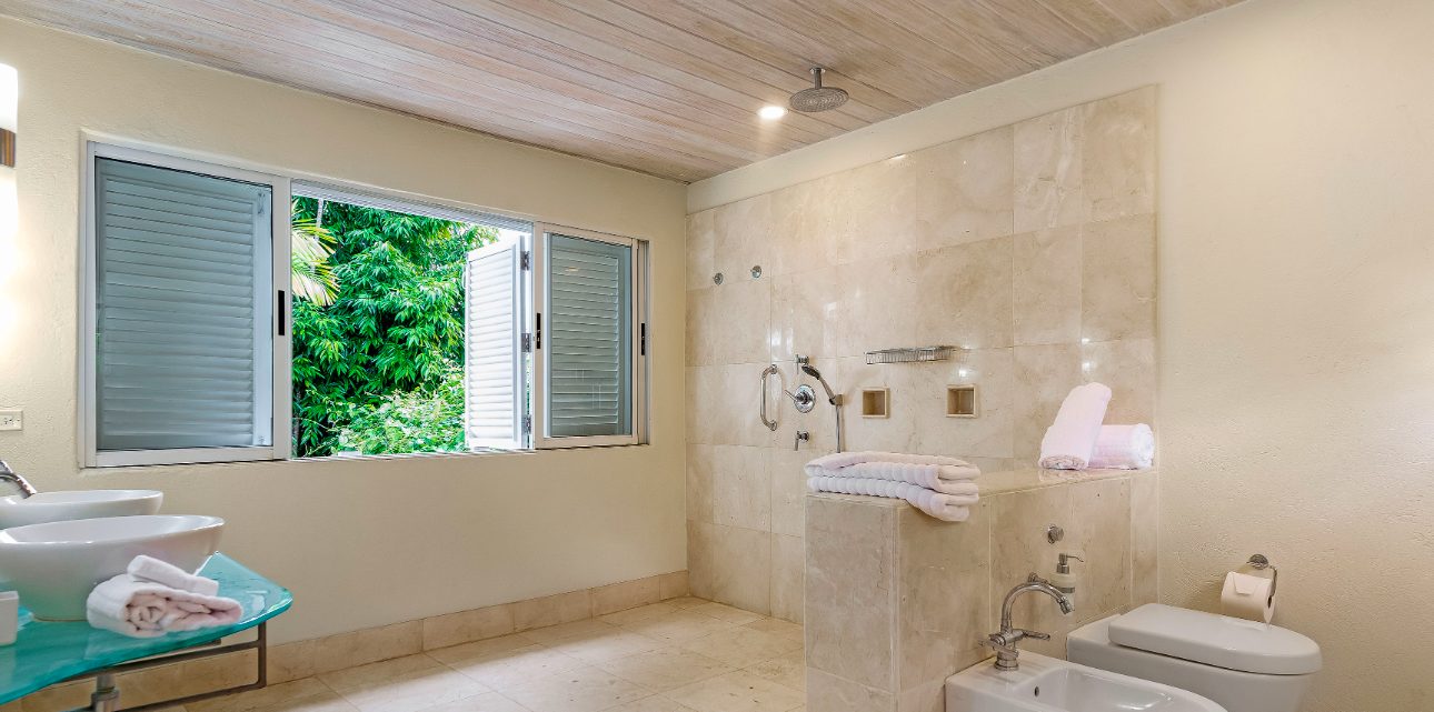 Luxury-Villa-Living-Landmark-House-Barbados–07-14 at 10.04.40