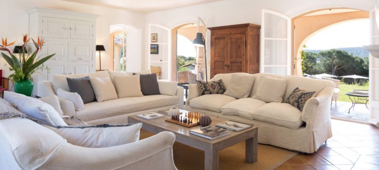 Luxury-Villa-Living-Villa-Alix-France-14