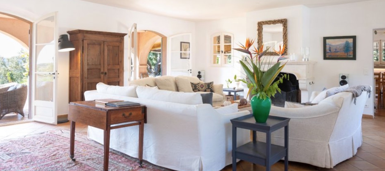 Luxury-Villa-Living-Villa-Alix-France-15