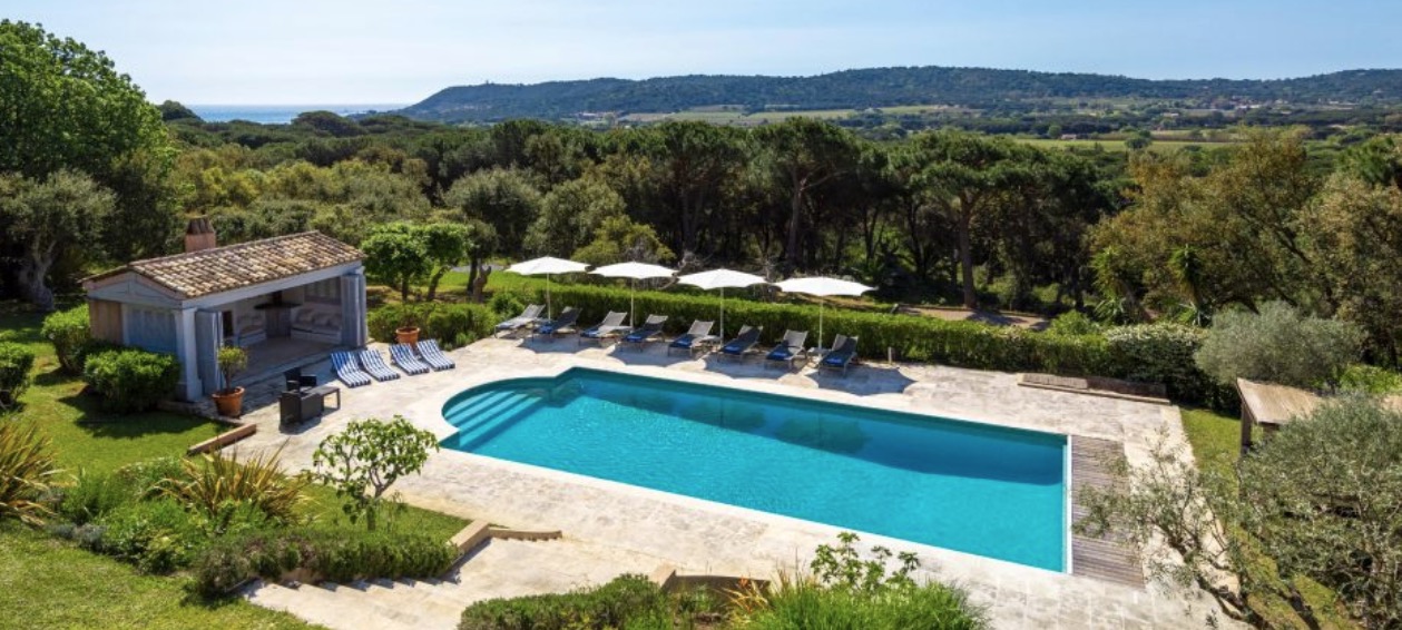 Luxury-Villa-Living-Villa-Alix-France-22