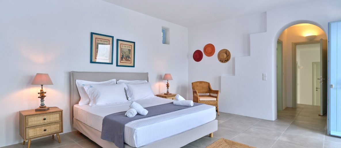Luxury-Villa-Living-Villa-Lemonia-Paros–07-06 at 10.24.41