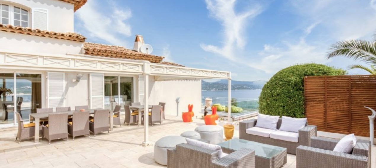 Luxury-Villa-Living-Villa-Matin-France-12