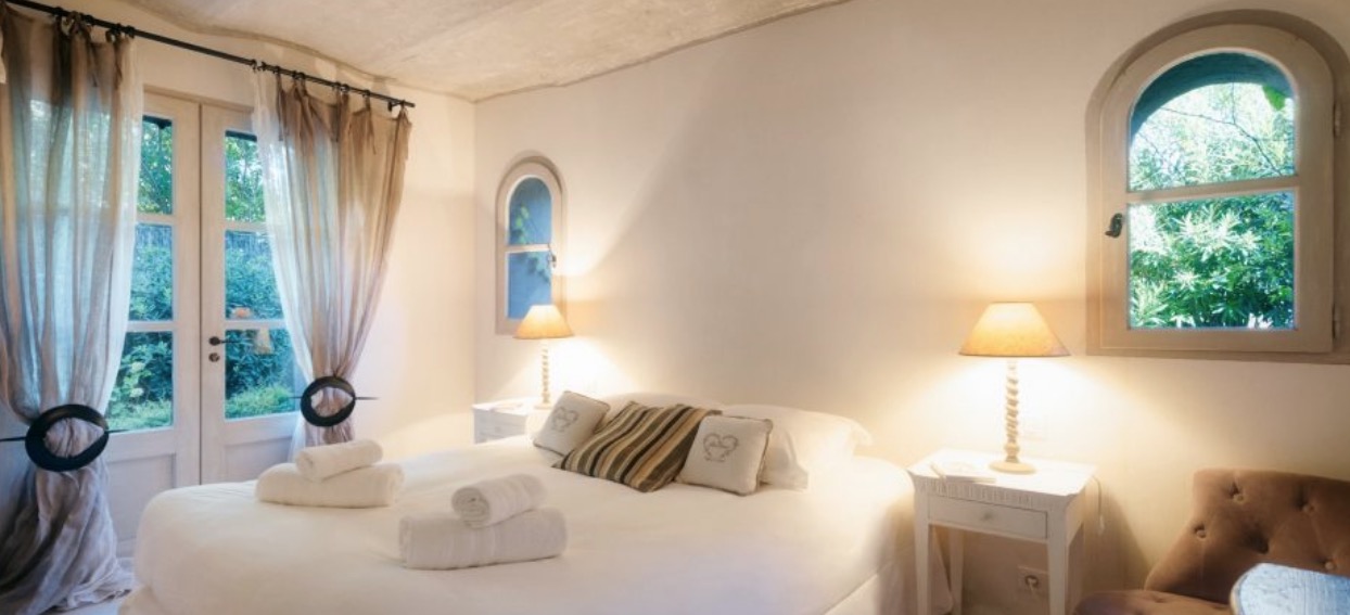 Luxury-Villa-Living-Villa-Rene-France-3