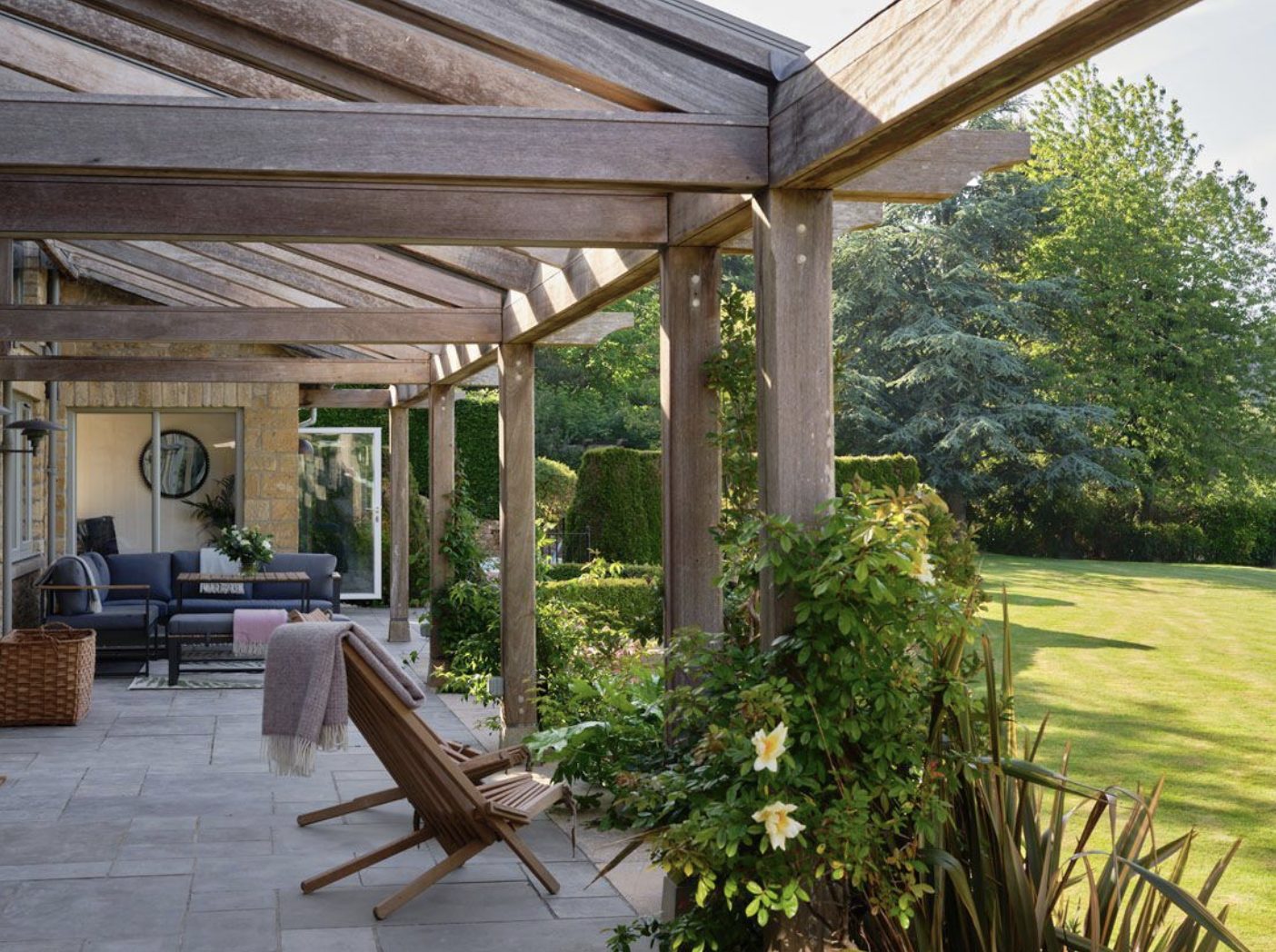 Luxury_Villa_Living_Hilltop_House_Cotswolds_UK48