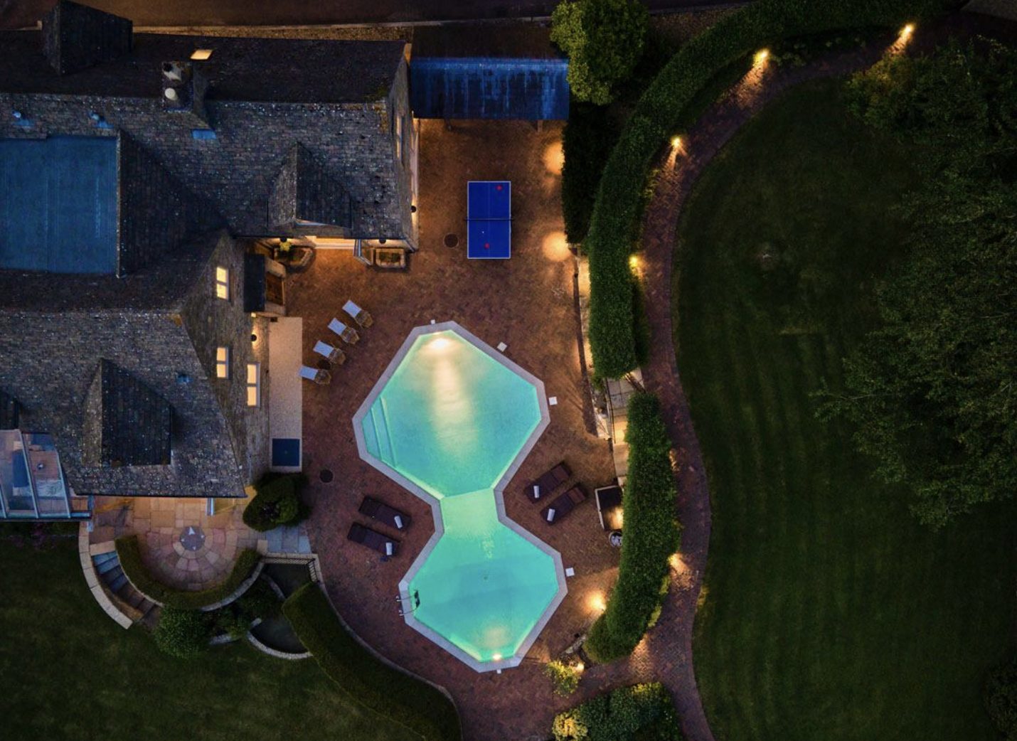 Luxury_Villa_Living_Hilltop_House_Cotswolds_UK52
