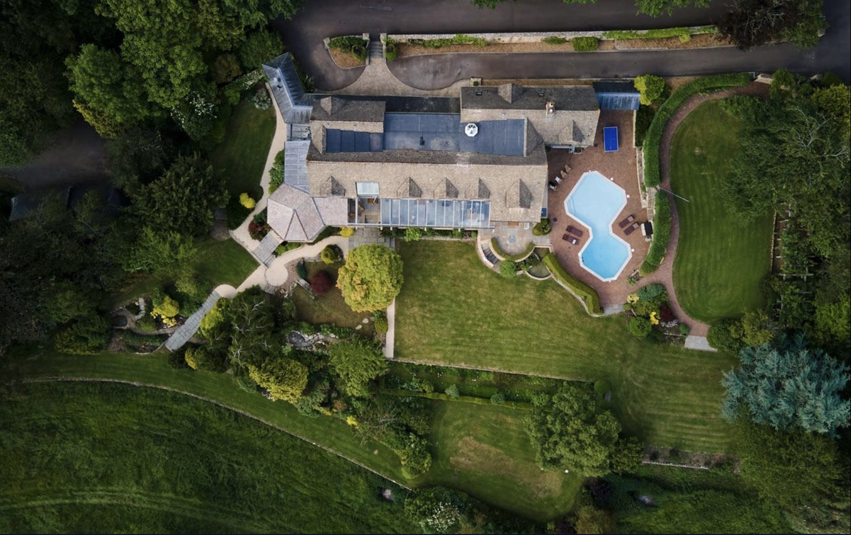 Luxury_Villa_Living_Hilltop_House_Cotswolds_UK57