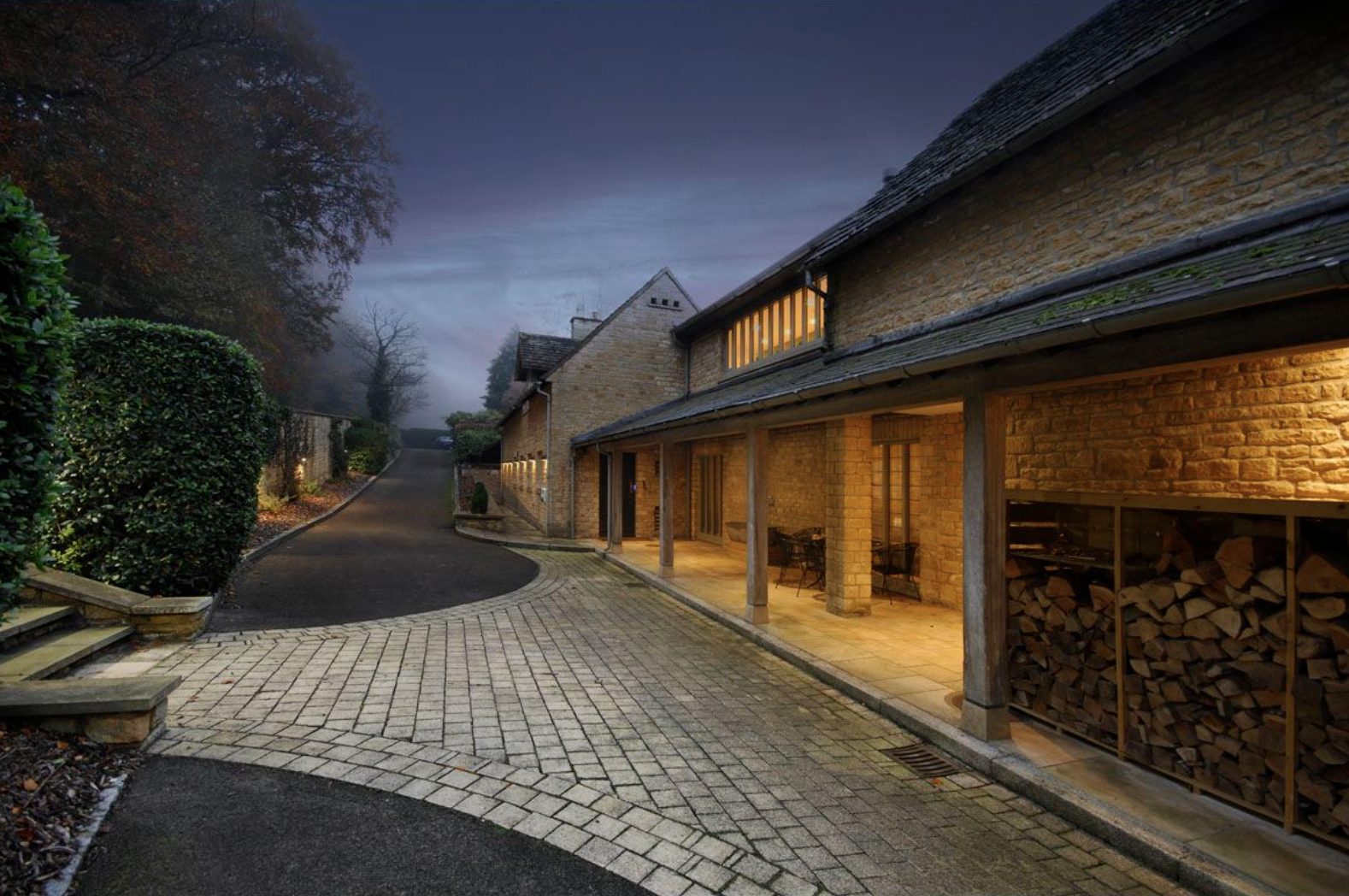 Luxury_Villa_Living_Hilltop_House_Cotswolds_UK58