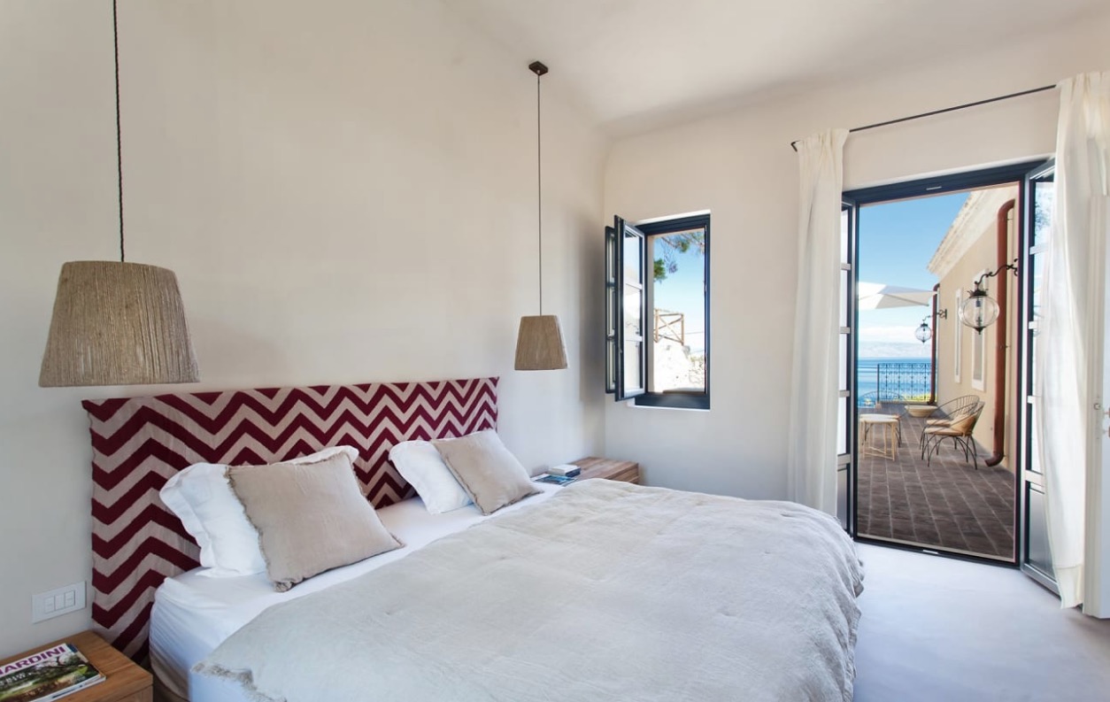 Luxury-Villa-Living-Villa-Girasole-Sicily-18