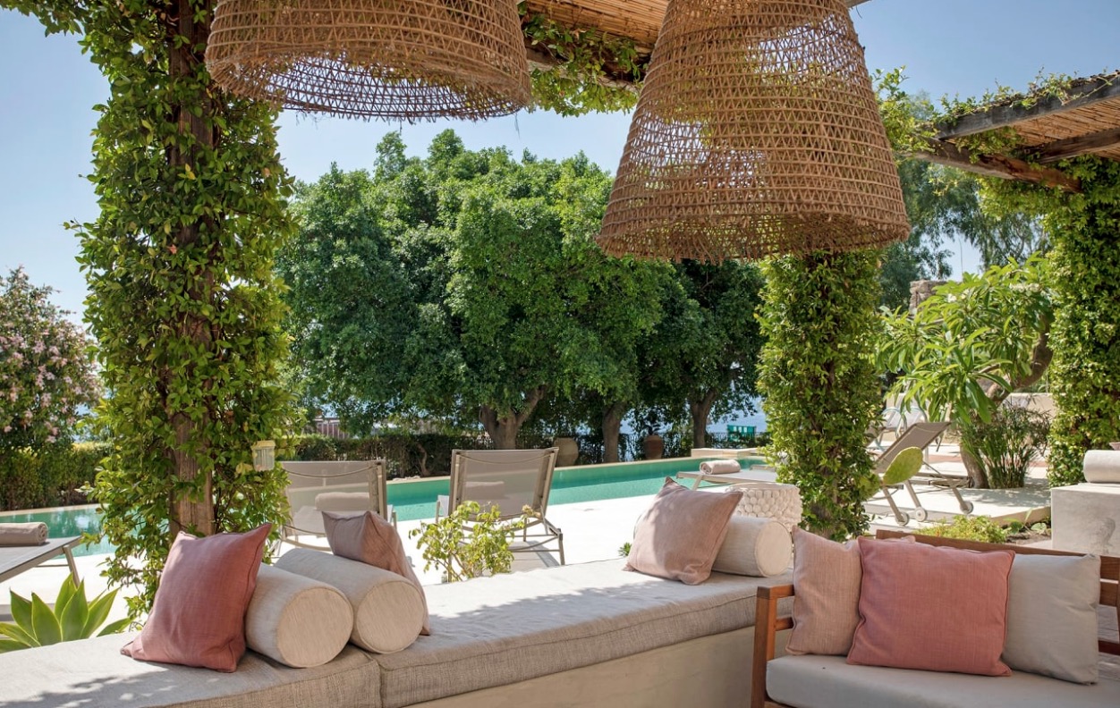 Luxury-Villa-Living-Villa-Girasole-Sicily-25
