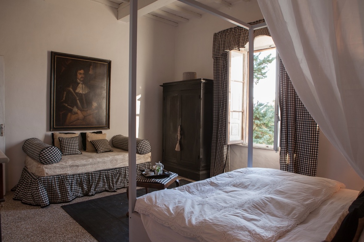 Luxury-Villa-Living-Villa-Legge-Italy-9