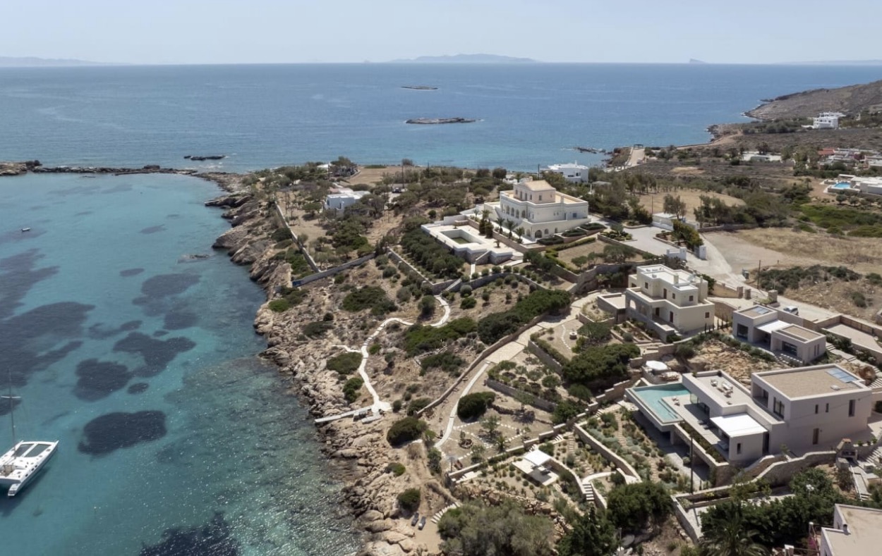Luxury-Villa-Living-Villa-Opal-Syros-Greece-23