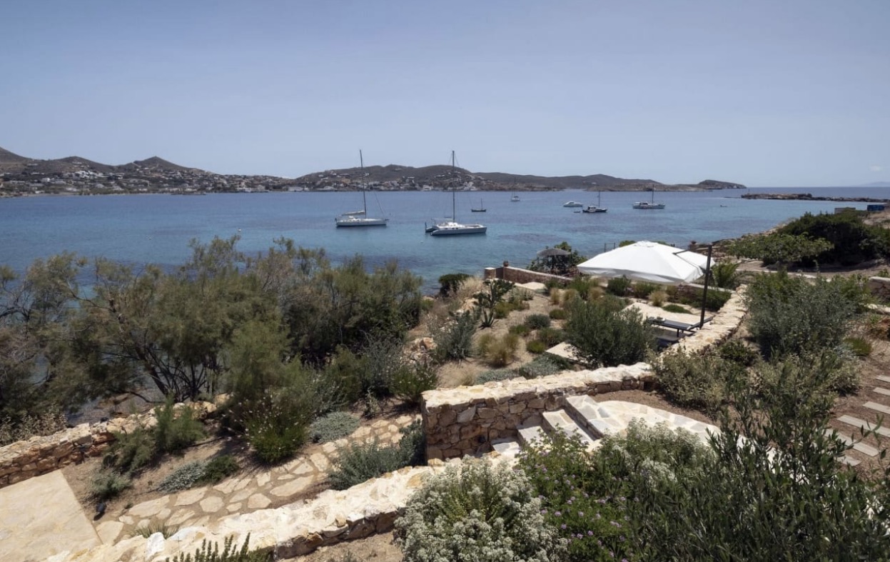 Luxury-Villa-Living-Villa-Opal-Syros-Greece-8