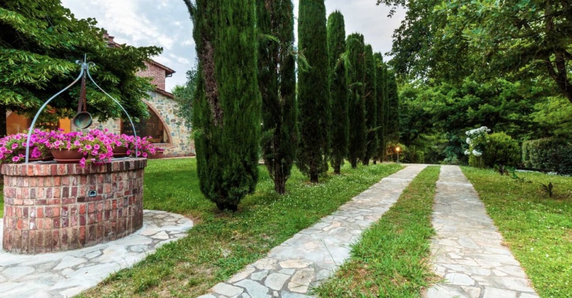 Luxury-Villa-Living-Villa-Privato-Italy-2 Luxury-Villa-Living-Villa-Privato-Italy-2