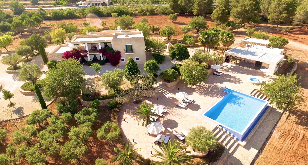 Luxury-Villa-Living-Villa-Sombrilla-Ibiza-33