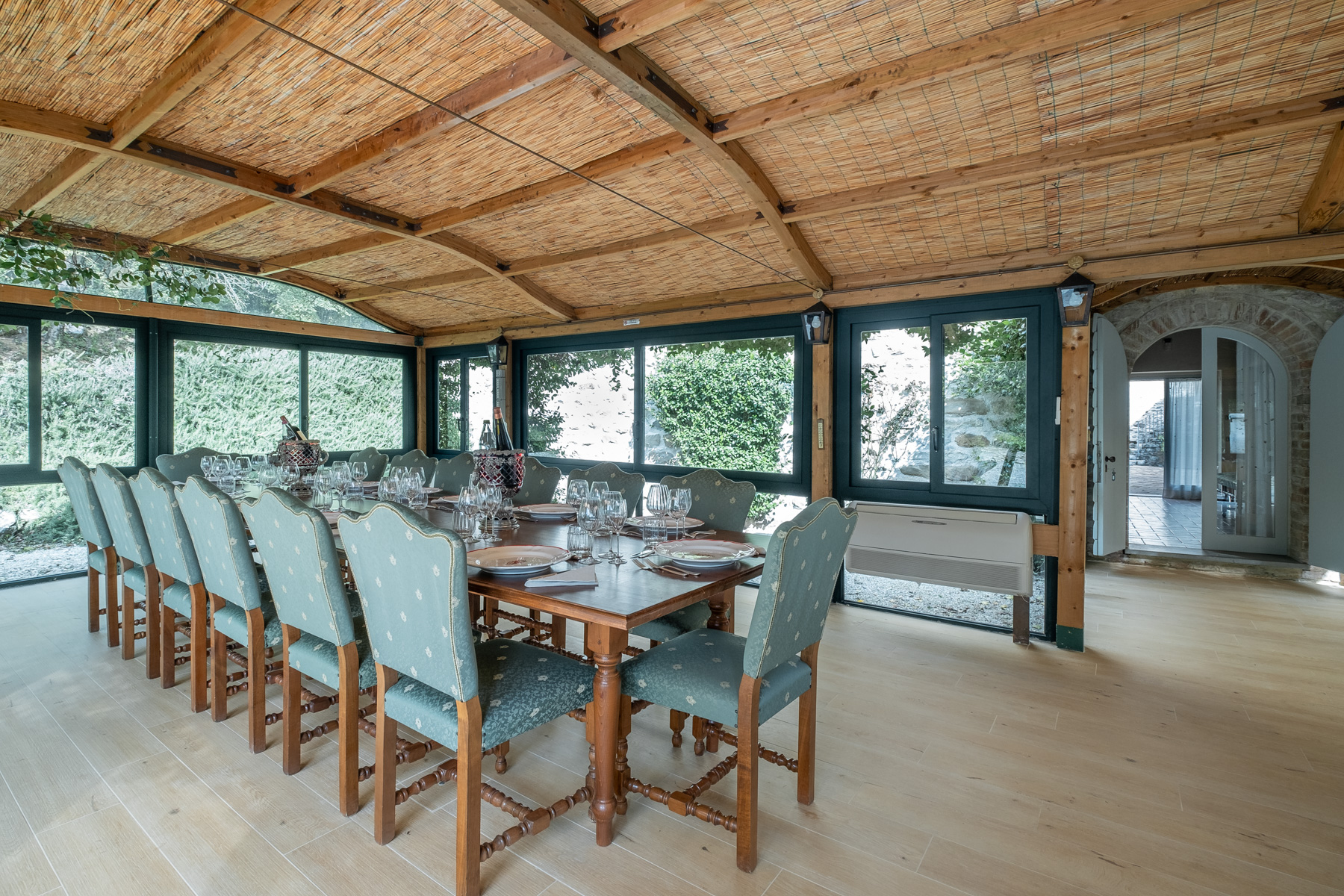 luxury-villa-living-villa-marishane-pieve-san-quirico-umbria-italy-7