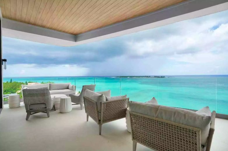 Luxury-Villa-Living-Aqualina-Penthouse-1001-Bahamas–09-25 at 15.26.25 Luxury-Villa-Living-Aqualina-Penthouse-1001-Bahamas–09-25 at 15.26.25
