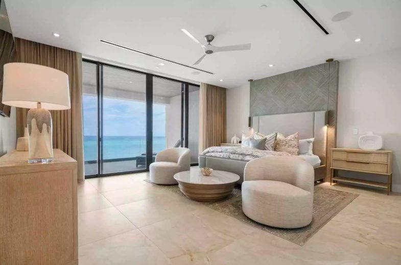 Luxury-Villa-Living-Aqualina-Penthouse-1001-Bahamas–09-25 at 15.27.24 Luxury-Villa-Living-Aqualina-Penthouse-1001-Bahamas–09-25 at 15.27.24