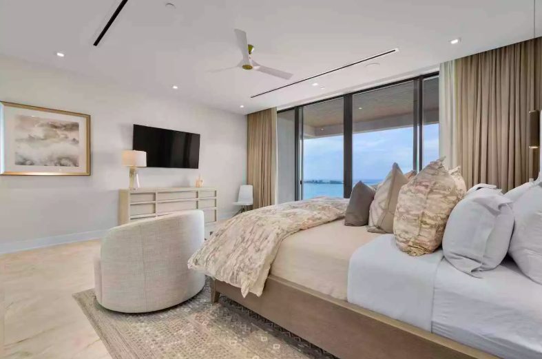 Luxury-Villa-Living-Aqualina-Penthouse-1001-Bahamas–09-25 at 15.27.29 Luxury-Villa-Living-Aqualina-Penthouse-1001-Bahamas–09-25 at 15.27.29