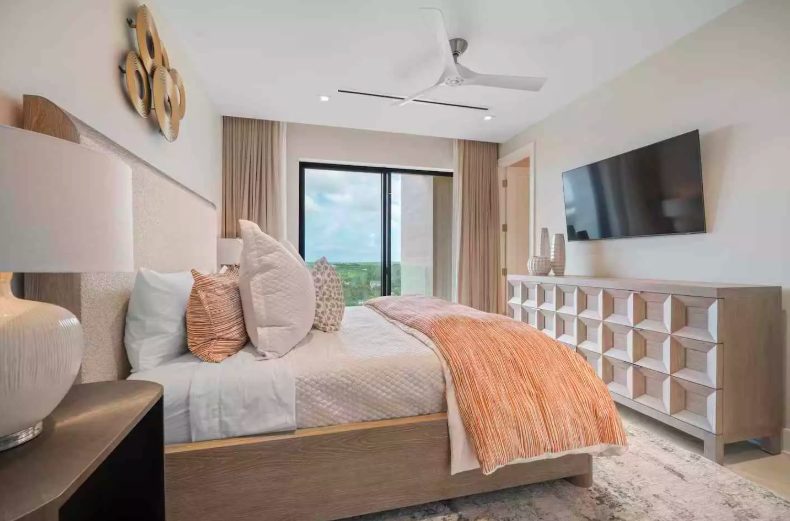 Luxury-Villa-Living-Aqualina-Penthouse-1001-Bahamas–09-25 at 15.28.04 Luxury-Villa-Living-Aqualina-Penthouse-1001-Bahamas–09-25 at 15.28.04