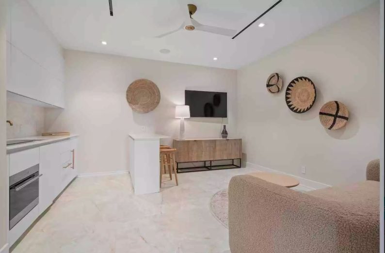 Luxury-Villa-Living-Aqualina-Penthouse-1001-Bahamas–09-25 at 15.28.19 Luxury-Villa-Living-Aqualina-Penthouse-1001-Bahamas–09-25 at 15.28.19