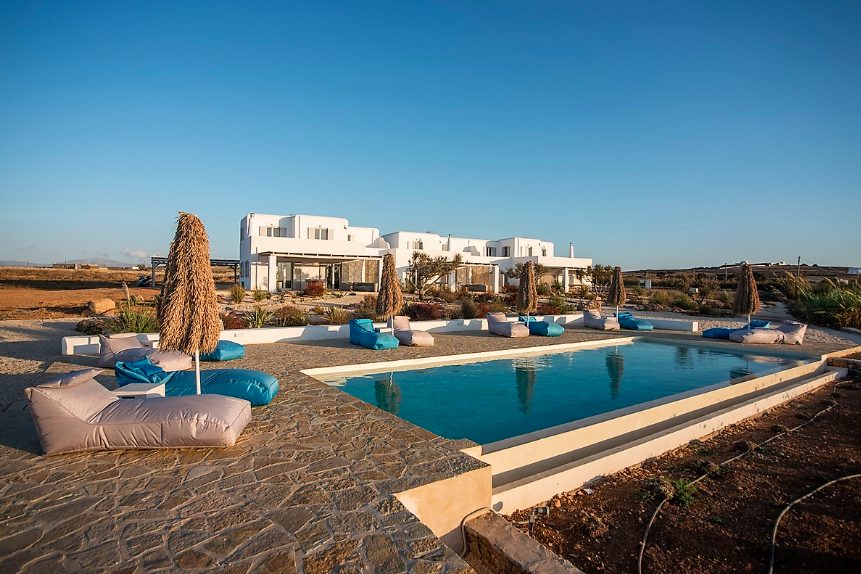 Luxury-Villa-Living-Villa-Arete-Paros-Greece–09-18 at 08.53.20 Luxury-Villa-Living-Villa-Arete-Paros-Greece–09-18 at 08.53.20