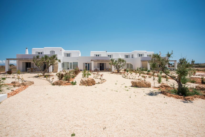 Luxury-Villa-Living-Villa-Arete-Paros-Greece–09-18 at 08.53.52 Luxury-Villa-Living-Villa-Arete-Paros-Greece–09-18 at 08.53.52