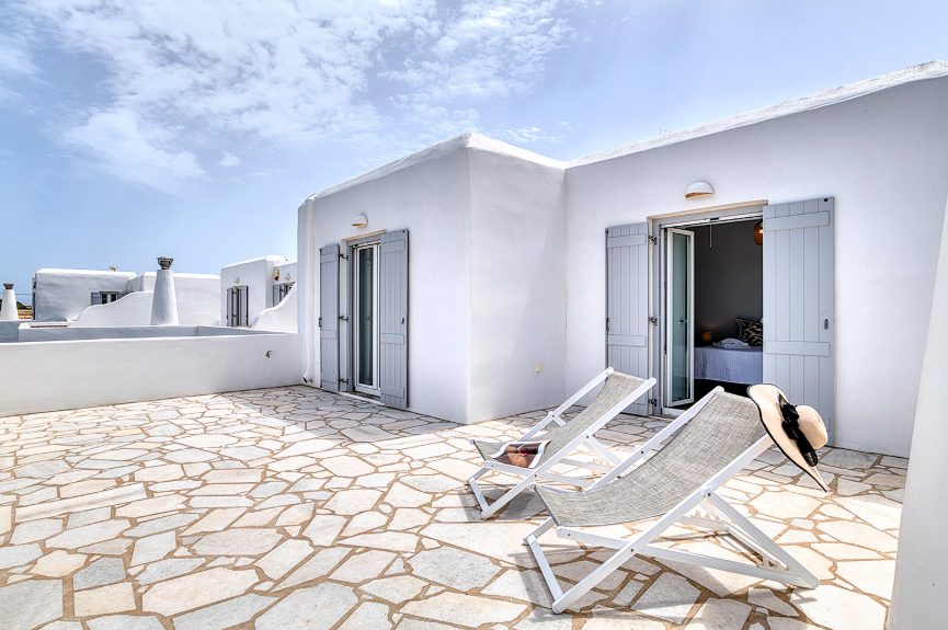 Luxury-Villa-Living-Villa-Arete-Paros-Greece–09-18 at 08.54.29 Luxury-Villa-Living-Villa-Arete-Paros-Greece–09-18 at 08.54.29