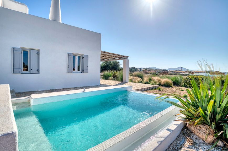 Luxury-Villa-Living-Villa-Arete-Paros-Greece–09-18 at 08.54.46 Luxury-Villa-Living-Villa-Arete-Paros-Greece–09-18 at 08.54.46