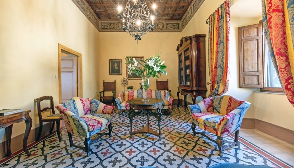 Luxury-Villa-Living-Villa-Castillo-Italy-12