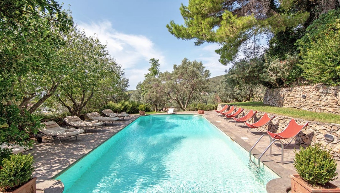 Luxury-Villa-Living-Villa-Castillo-Italy-26