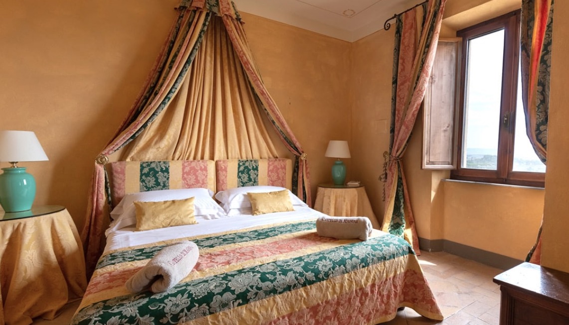 Luxury-Villa-Living-Villa-Castillo-Italy-3
