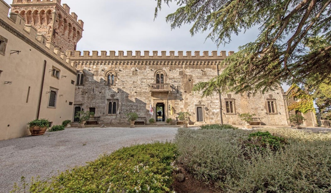 Luxury-Villa-Living-Villa-Castillo-Italy-30