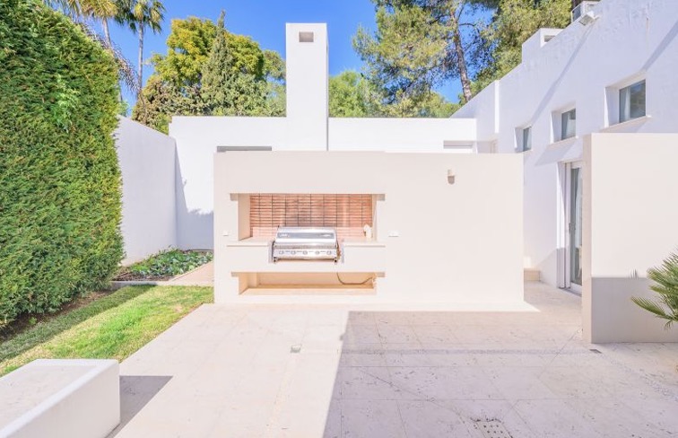 Luxury-Villa-Living-Villa-Zumbar-Marbella-Spain-37 Luxury-Villa-Living-Villa-Zumbar-Marbella-Spain-37